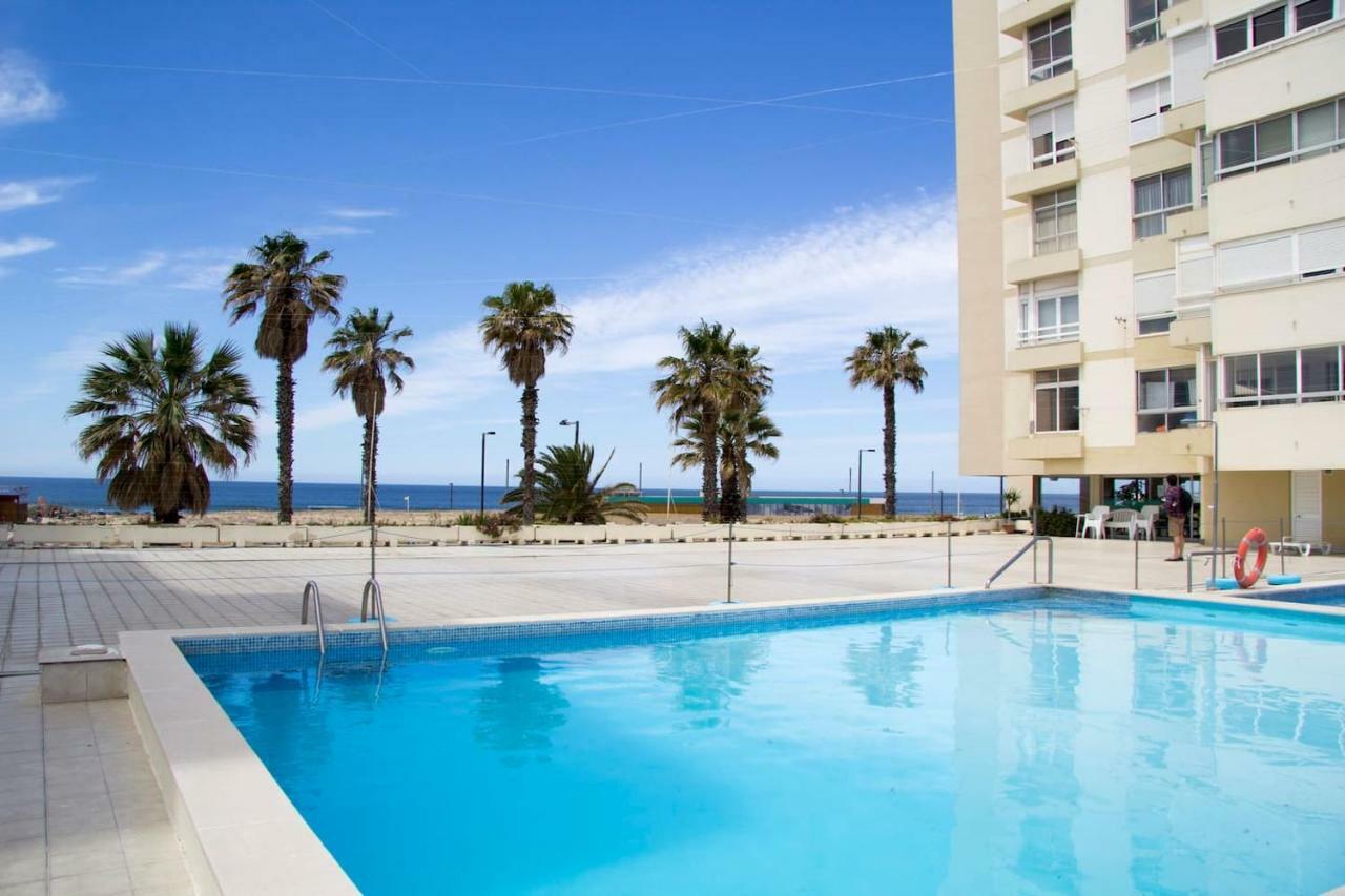 Wonderful Studio Apartment In Front Of The Beach Costa de Caparica Exteriér fotografie