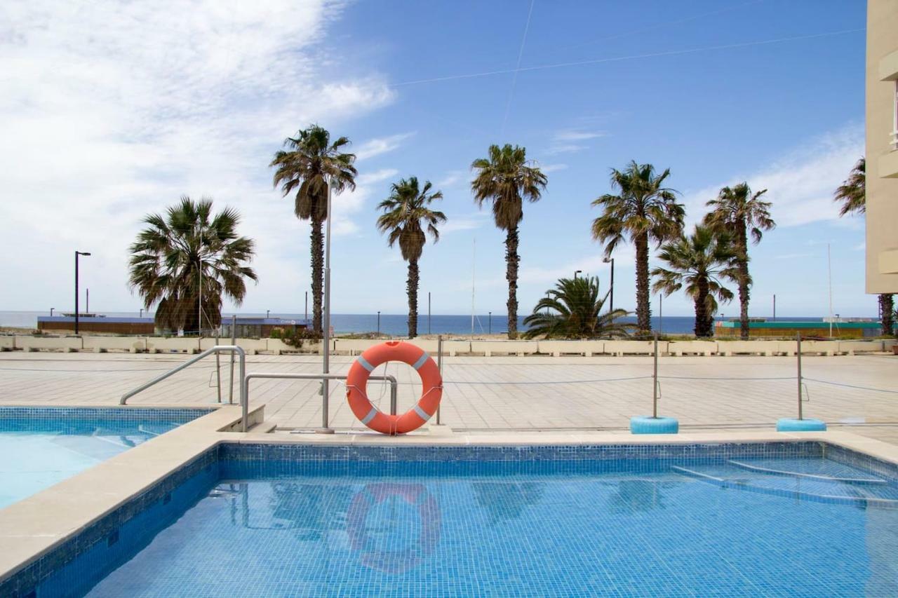 Wonderful Studio Apartment In Front Of The Beach Costa de Caparica Exteriér fotografie