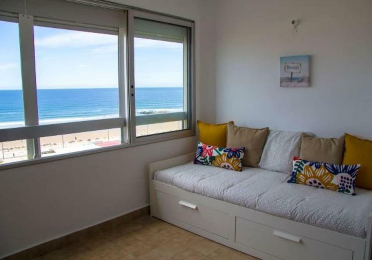 Wonderful Studio Apartment In Front Of The Beach Costa de Caparica Exteriér fotografie